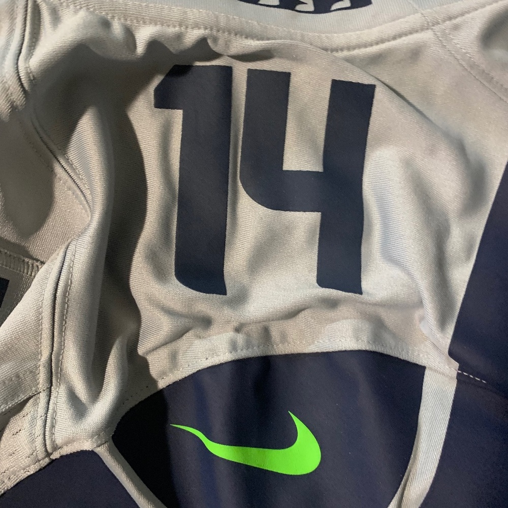 Seahawks Metcalf jersey